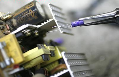 臺式機電源電容更換